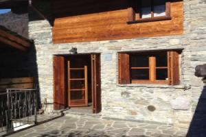 Baita In Pietra Chiesa Valmalenco - A Piedi Alla Funivia Alpe Palu, Кьеза-ин-Вальмаленко
