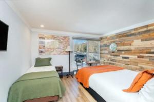Mountainside Inn 111 1 Bedroom Hotel Room by Alpine Lodging Telluride, Теллурид