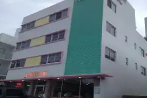 Parisian Hotel, Майами Бич