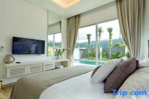 Luxury Three Bedroom Pool Villa in Kamala beach Phuket, Камала