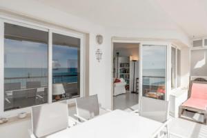 Seafront apartment Altea, Алтея