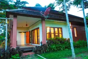 Palm Spa Village, Мае Рим