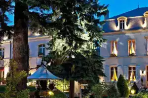 Hostellerie Cèdre & Spa Beaune, Бон