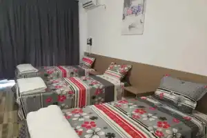 Hotel «Neva», Китен
