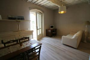Botrona B&B, Скарлино