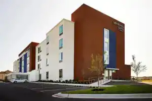 SpringHill Suites by Marriott Springfield North, Спрингфилд