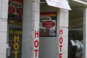 Hotel «Ste-Catherine», Монреаль