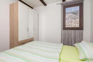 Nice Apartment in Baric Draga With 1 Bedrooms and Wifi, Barić Draga