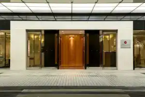 Hotel «Granmirage», Уодзу