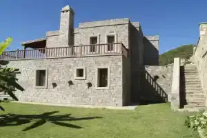 Bodrum Yalıkavak Mansion With Pool, Ялыкавак