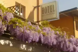 Hotel Belvedere, Ловере