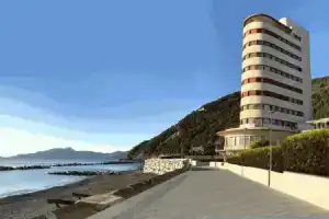 Grand Hotel Torre Fara, Кьявари
