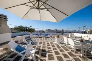 Room in Holiday House - Torre Squillace Room's & Panoramic Rooftop, Порто-Чезарео
