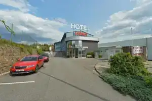Hotel «Vaka», Брно