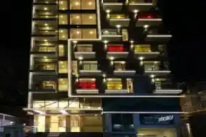 Aurora Western Village, Хошимин