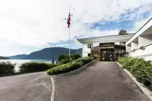 Olden Fjordhotel, Olden