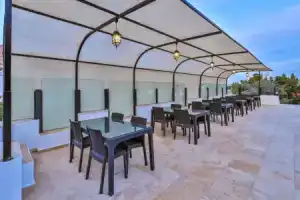 Sunny Garden Nilufer Hotel, Акьярлар