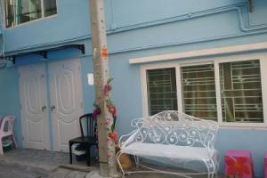 Danee Hostel, Бангкок