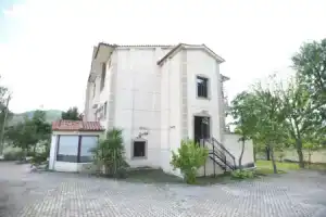 Hotel Taverna Ago, Берат