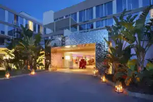 ME Ibiza - The Leading Hotels of the World, Санта-Эулалия-дель-Рио