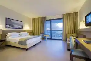 Capovaticano Resort Thalasso & Spa, Тропея