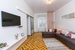 SoVA apartment str Gnatyuka 18, Львов