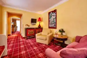 Romantik Alpenhotel Waxenstein, Грайнау