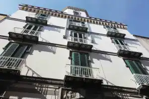 Casa Tilde, Баколи