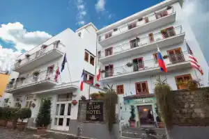 Hotel «Club», Сант-Аньелло