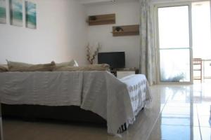 SeaFront Apartment Marsascala, Марсаскала