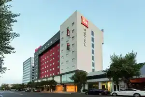 Отель «Ibis Mexico Tlalnepantla», Мехико