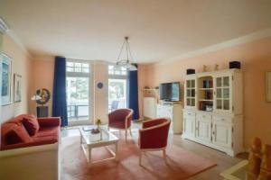 Appartement mit Meerblick, 2 Schlafzimmern und Balkon SV 012, Бинц