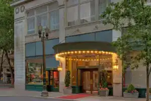 Отель «Royal Sonesta Portland Downtown», Портленд