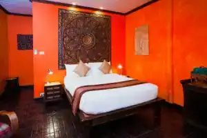 Baan Manu Chang, Ао-Нам-Мао
