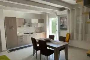 Appartamento - Isola di Mothia, Бирджи-Векки
