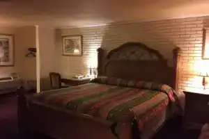 La Hacienda Hotel, Ларедо