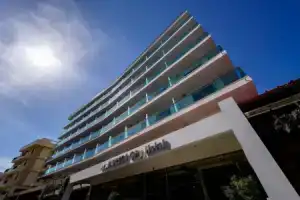Manousos City Hotel, Родос
