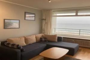 Strandhotel Wohnung 69, Даме