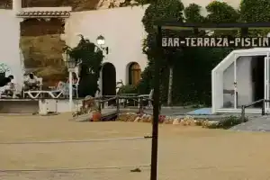 Отель «Cuevas Abuelo Ventura», Гвадикс