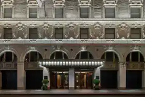 Paramount Hotel Times Square, Нью-Йорк