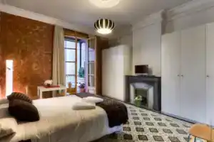 B&B Quadrat DOr, Барселона