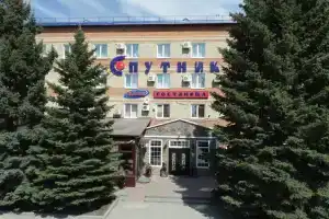Гостиница «Спутник», Пугачёв