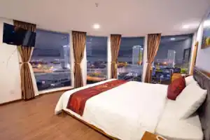 LA Beach Hotel, Дананг