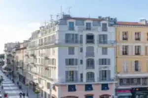 Отель «Le Dortoir Boutique Suites», Ницца