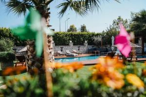 Müptela Alaçatı, Алачати