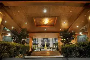 Hotel «Yangon», Янгон