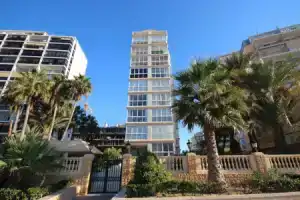 Exclusive Luxury Frontline Apt. Amazing Views, Кальпе