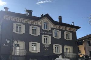 Мини-отель «John Luxury Suites», Фольгария