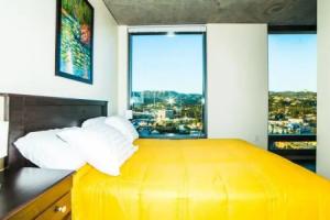 Hollywood Western Apartment, Лос-Анджелес