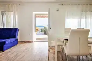Apartment Tešija Trogir/Vranjica, Сегет Враница